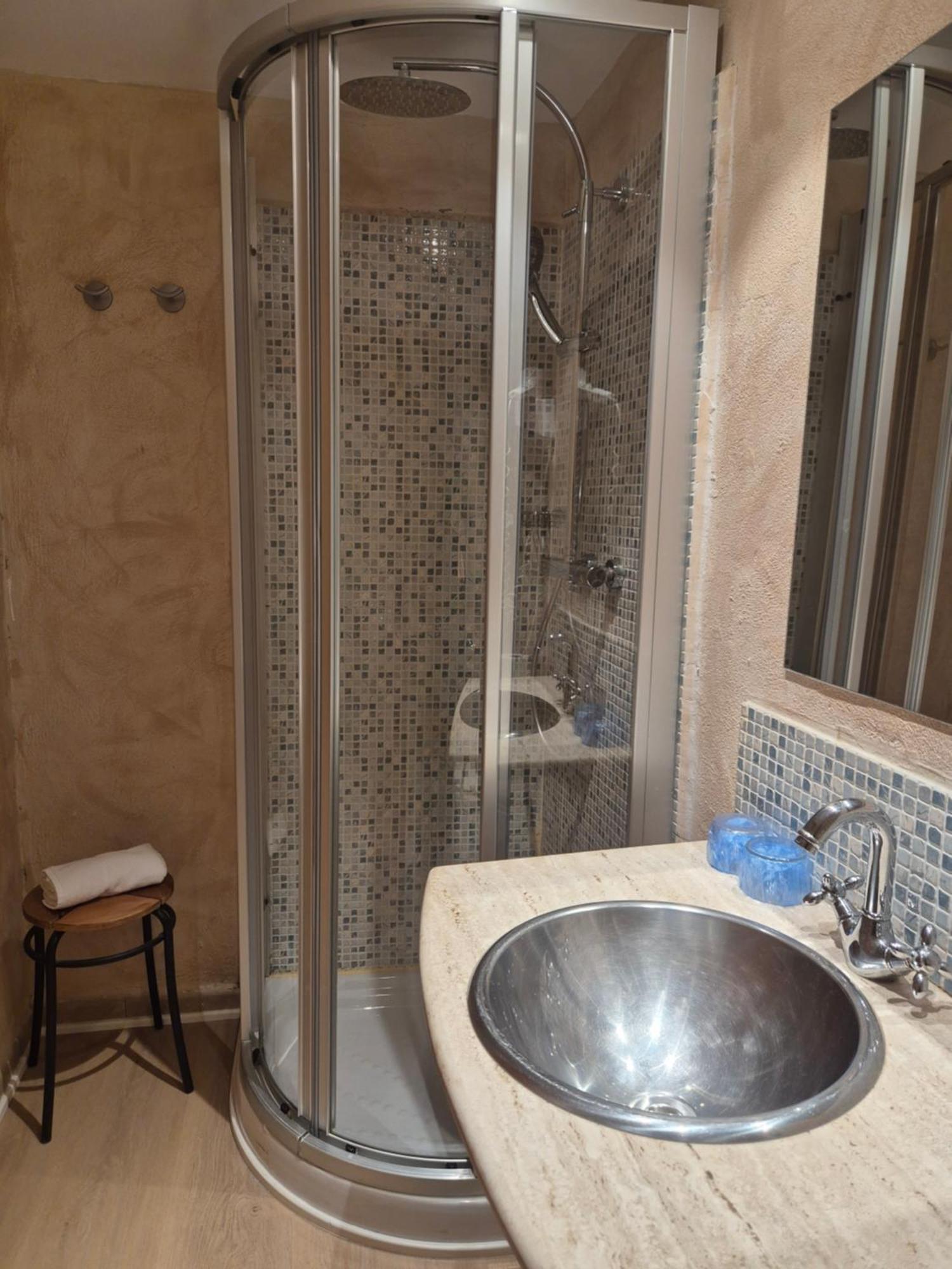מדינצ'לי Hostal Bavieca מראה חיצוני תמונה