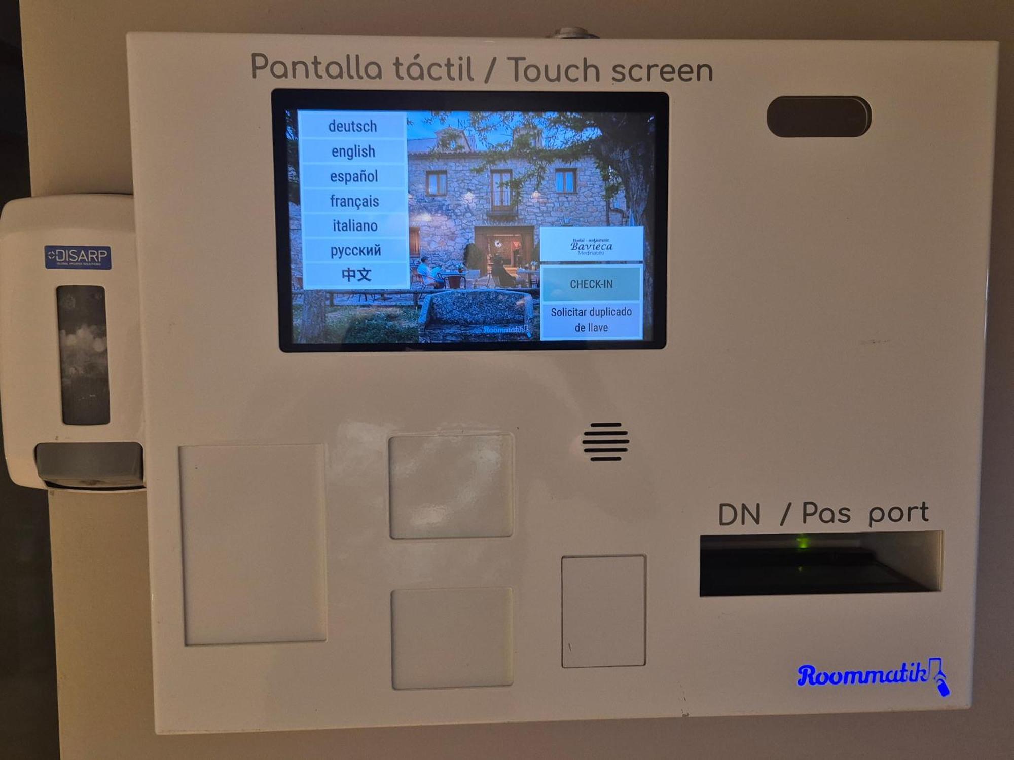 מדינצ'לי Hostal Bavieca מראה חיצוני תמונה