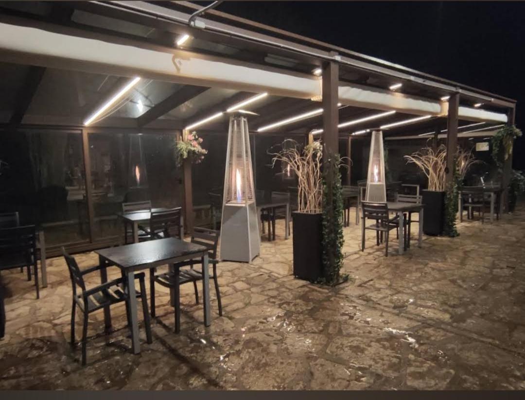 מדינצ'לי Hostal Bavieca מראה חיצוני תמונה