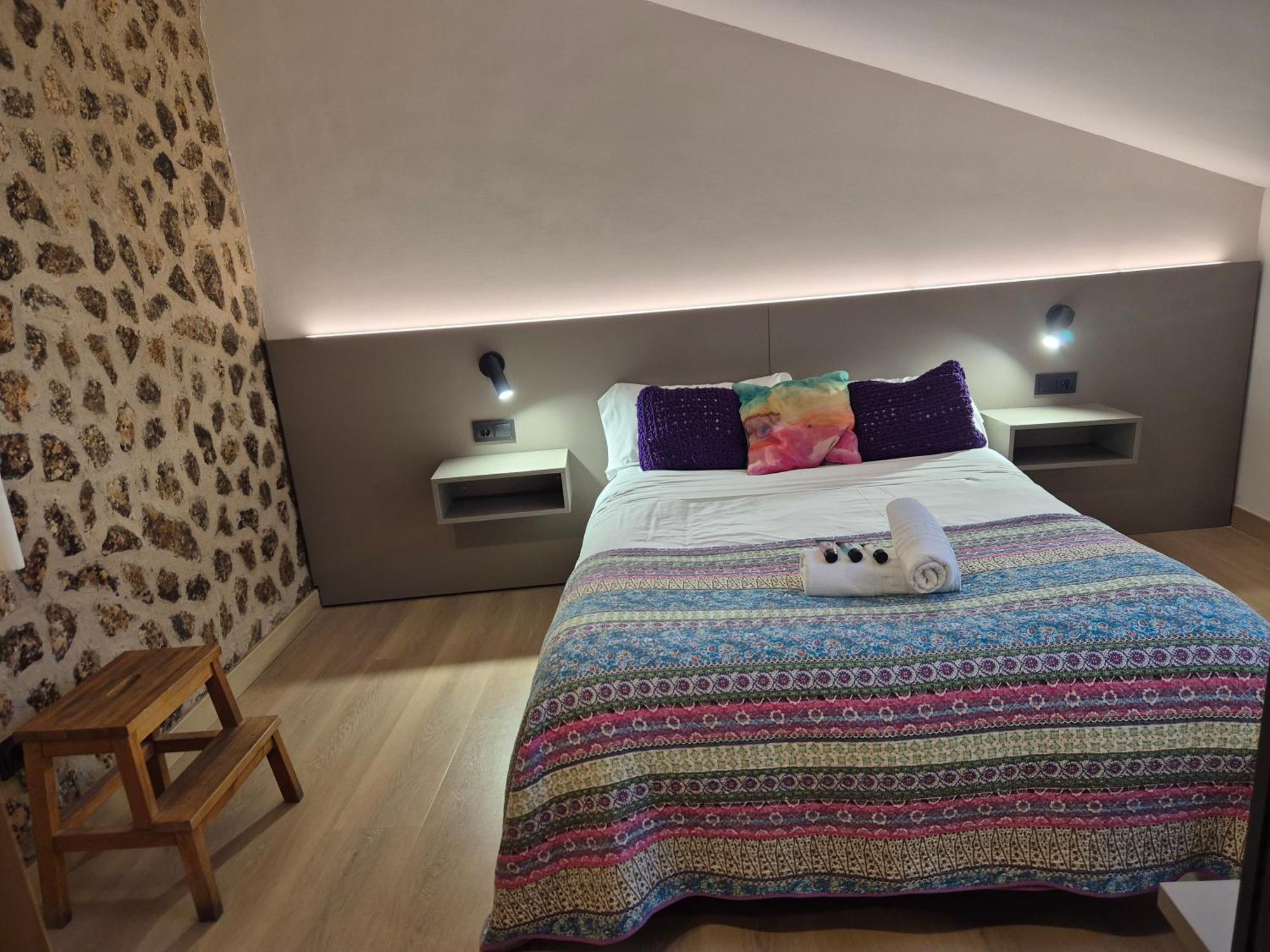 מדינצ'לי Hostal Bavieca מראה חיצוני תמונה