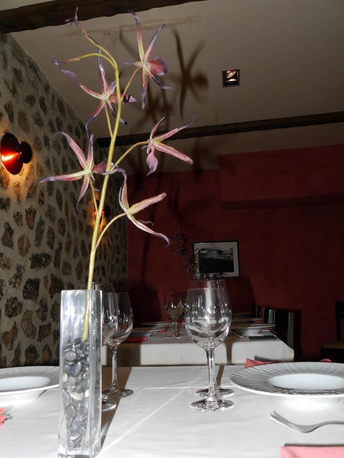 מדינצ'לי Hostal Bavieca מראה חיצוני תמונה